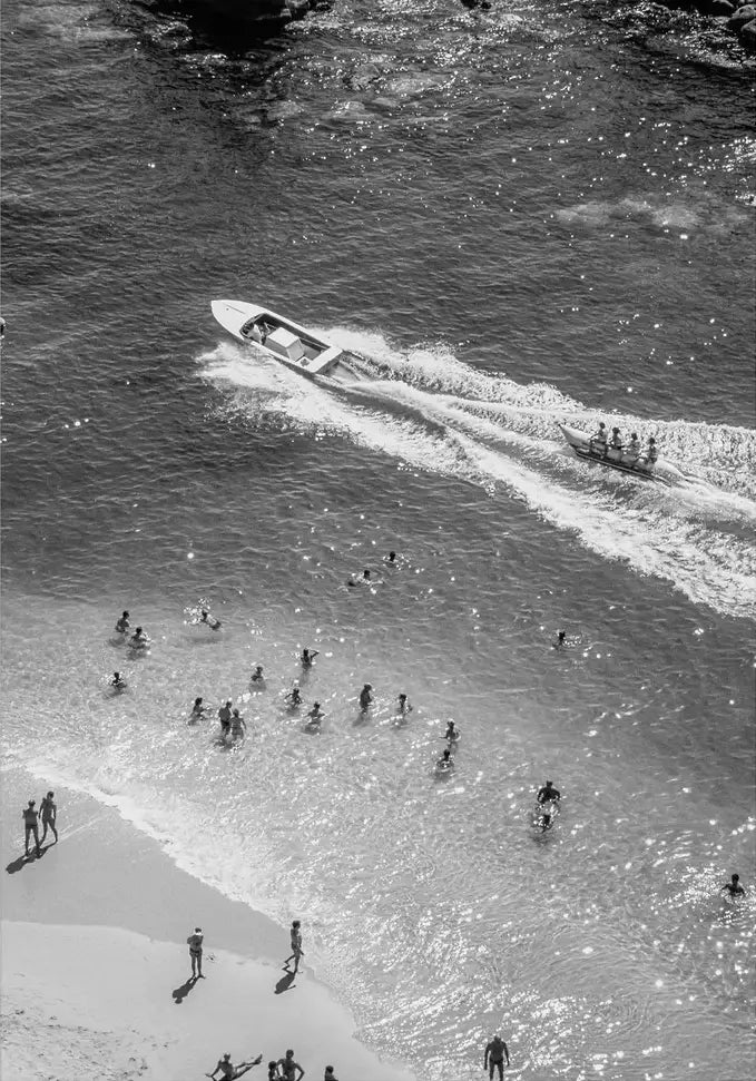 Banana Boat B&W - In Real Life