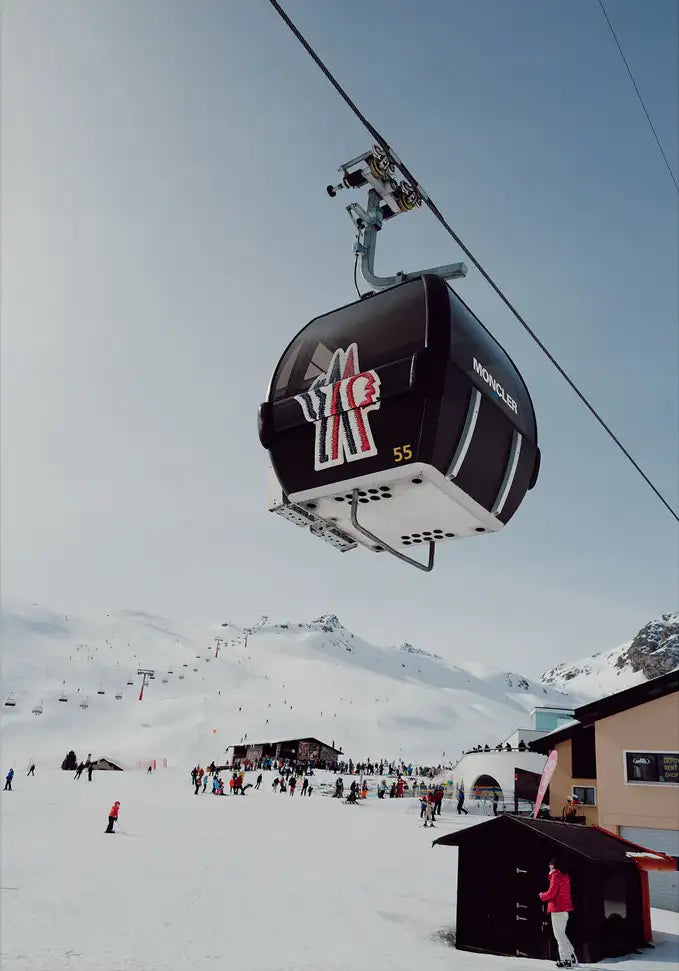 MONCLER GONDOLA - In Real Life