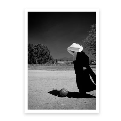 Nun Plays Futbol